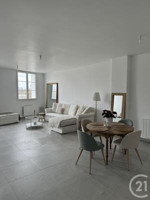 Appartement - 90 m² - 3 pièces