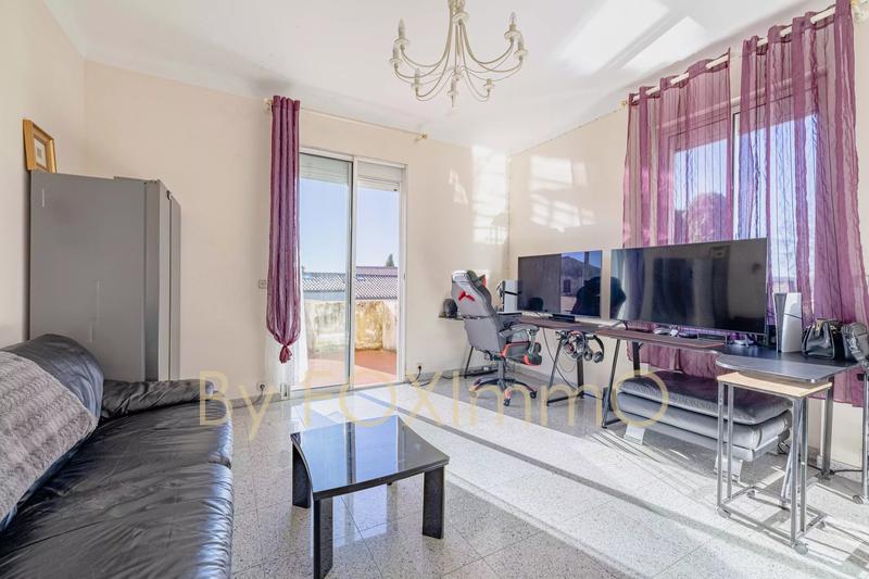 Maison - 280 m² - 7 pièces