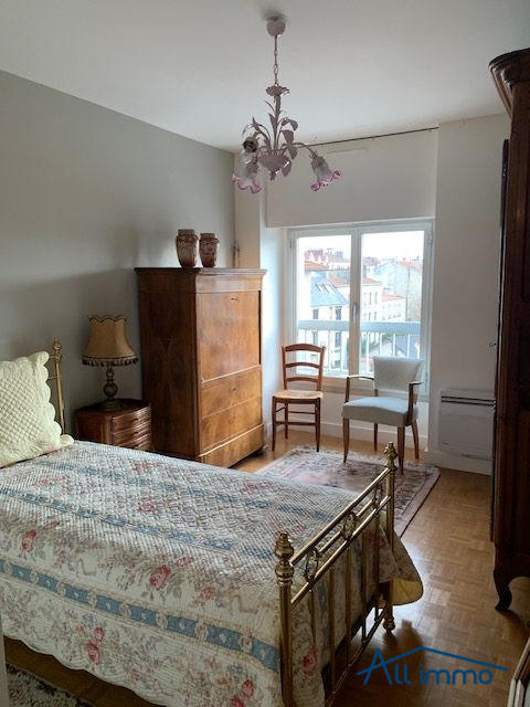 Appartement - 146 m² - 6 pièces