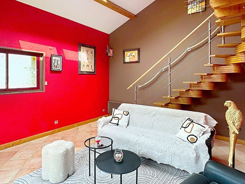 Loft - 128 m² - 3 pièces