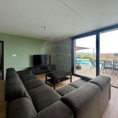 Maison - 165 m² - 5 pièces