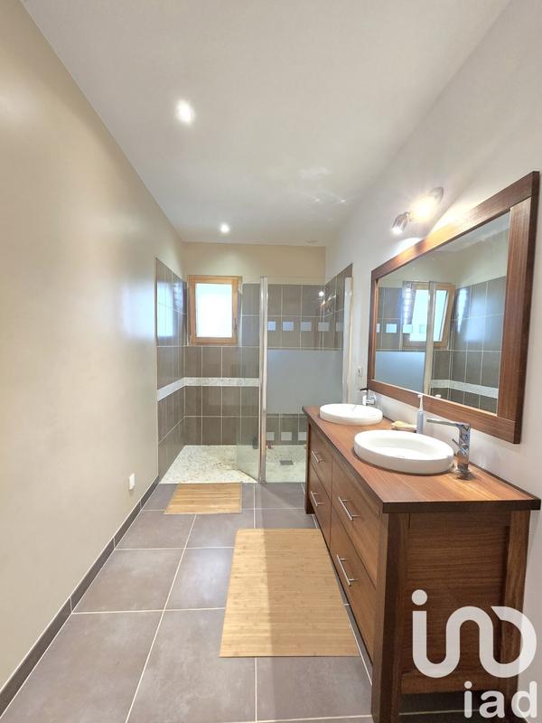 Maison - 127 m² - 5 pièces