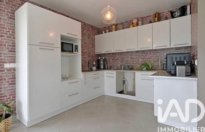 Maison - 84 m² - 4 pièces