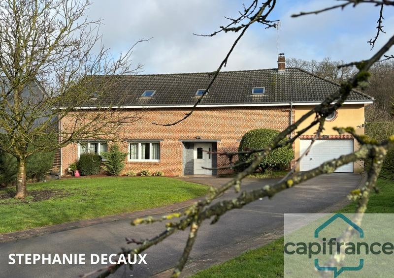 Pavillon - 241 m² - 11 pièces