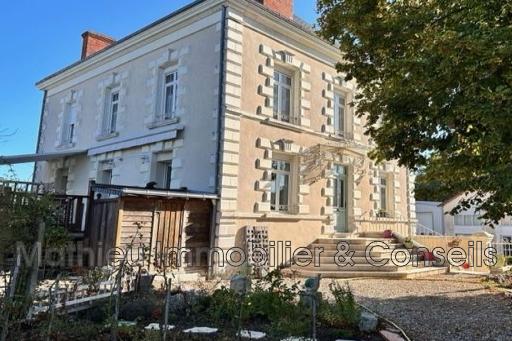 Maison chambre d'hôtes - 203 m² - 12 pièces