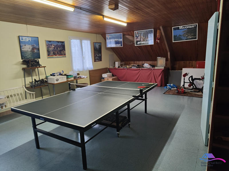 Maison - 334 m² - 6 pièces