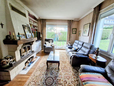 Maison traditionnelle - 140 m² - 5 pièces