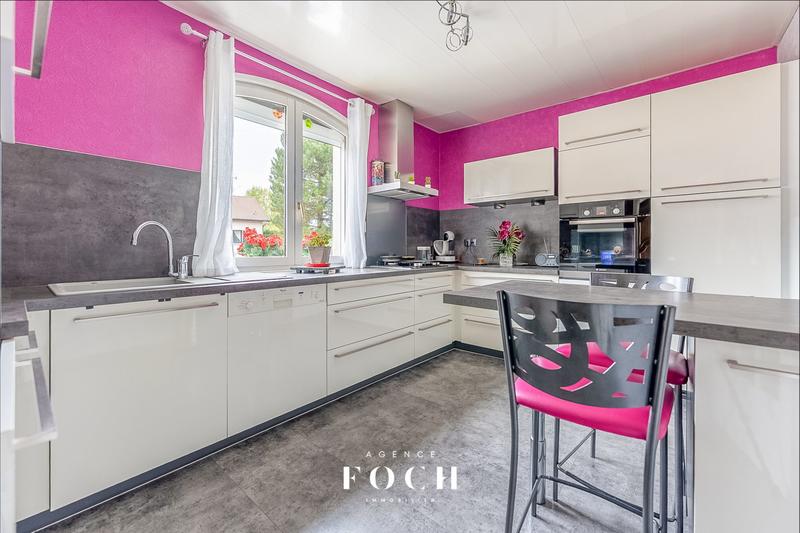 Maison - 97 m² - 4 pièces