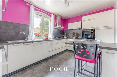 Maison - 97 m² - 4 pièces