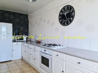 Maison - 104 m² - 6 pièces