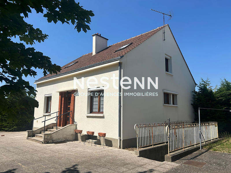 Maison - 142 m² - 8 pièces