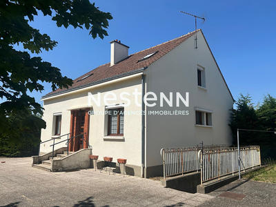 Maison - 142 m² - 8 pièces