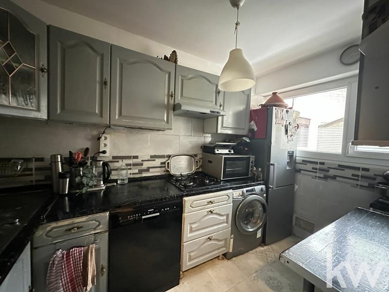 Appartement - 75 m² - 4 pièces