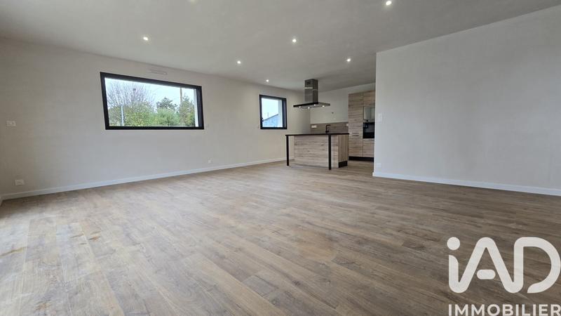 Maison - 97 m² - 5 pièces