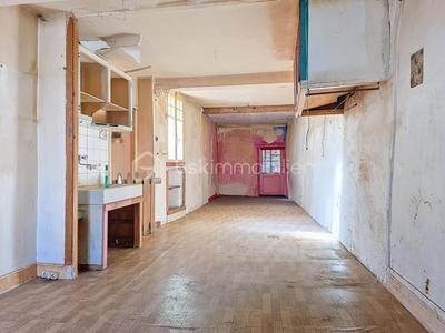 Maison de village - 200 m² - 10 pièces