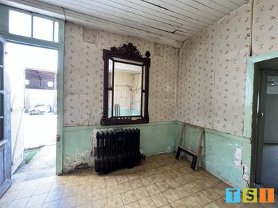 Maison - 610 m² - 12 pièces