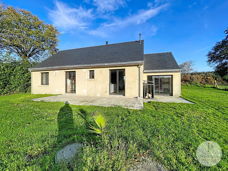 Maison - 92 m² - 5 pièces