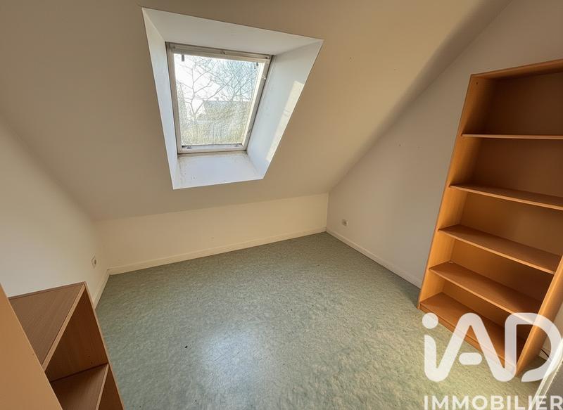Maison - 94 m² - 7 pièces