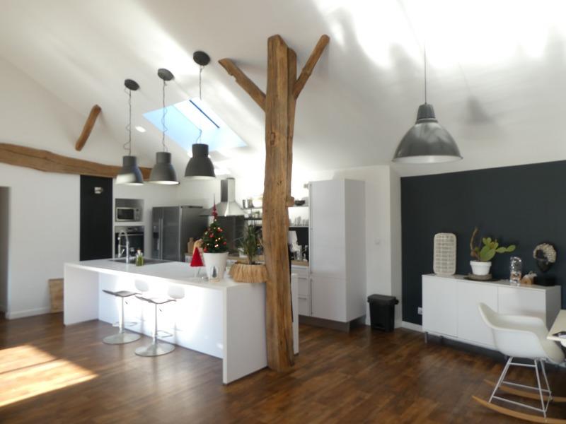 Propriété - 230 m² - 8 pièces