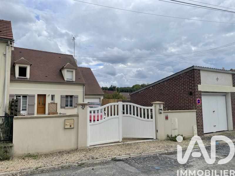 Maison - 104 m² - 6 pièces