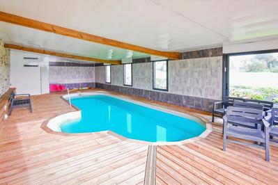 Demeure - 256 m² - 8 pièces