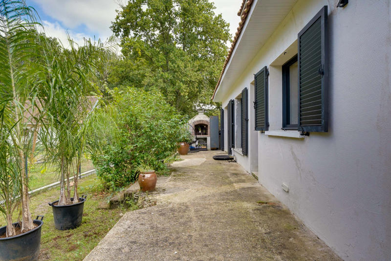 Maison - 180 m² - 6 pièces