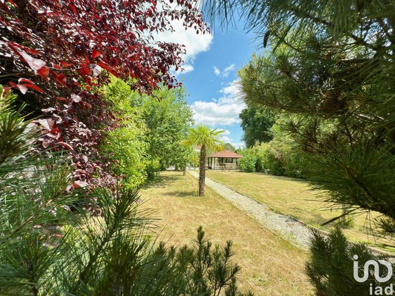 Maison - 304 m² - 5 pièces