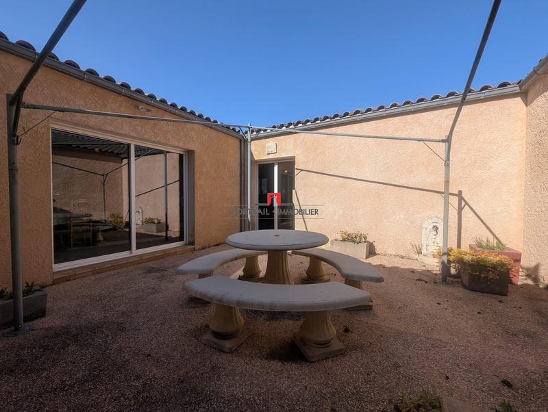 Maison - 174 m² - 6 pièces