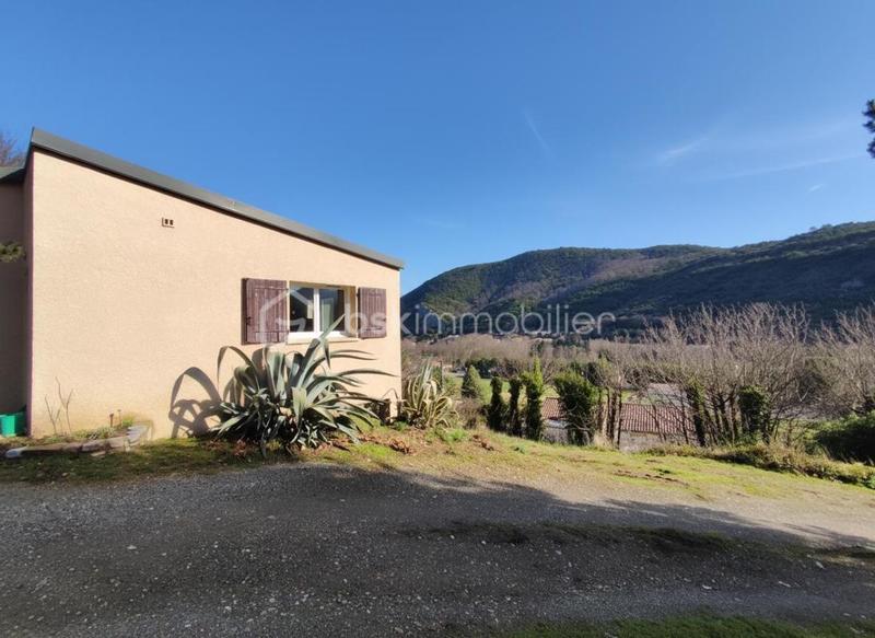 Maison - 82 m² - 3 pièces