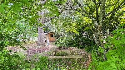 Maison - 210 m² - 8 pièces