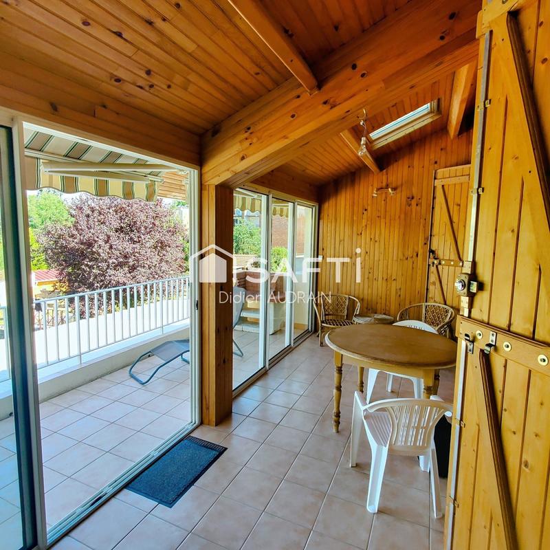 Maison de ville - 111 m² - 5 pièces