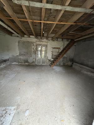 Maison ancienne - 152 m² - 1 pièce