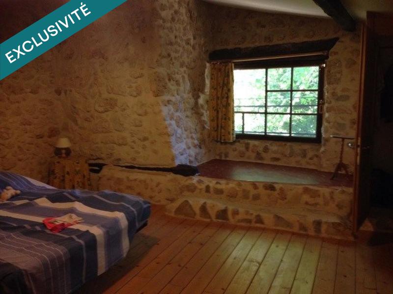 Maison - 362 m² - 10 pièces