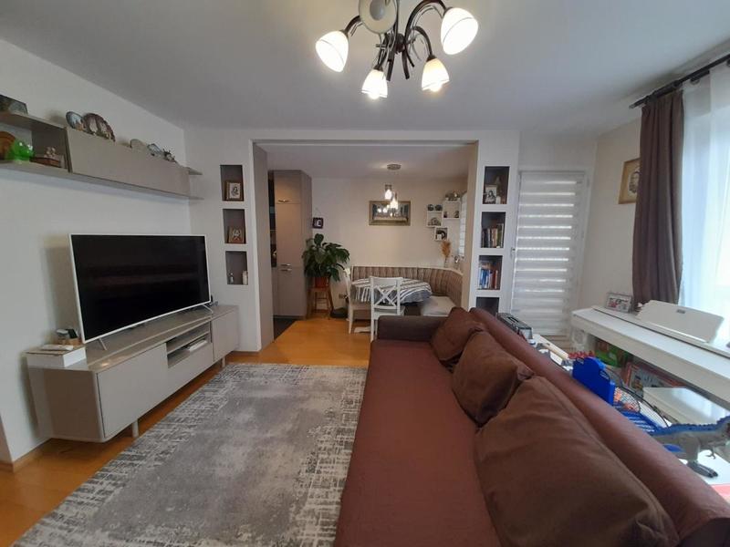 Appartement - 82 m² - 4 pièces