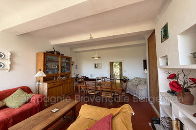 Appartement - 70 m² - 4 pièces