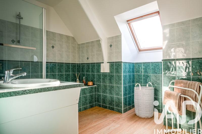 Maison - 175 m² - 8 pièces