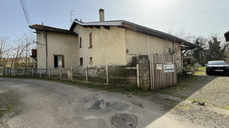 Maison ancienne - 373 m² - 10 pièces