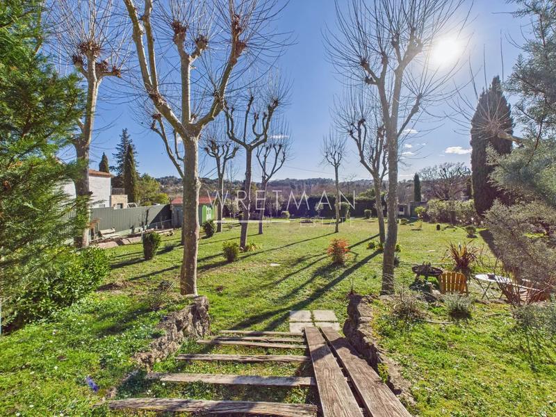 Villa - 178 m² - 6 pièces