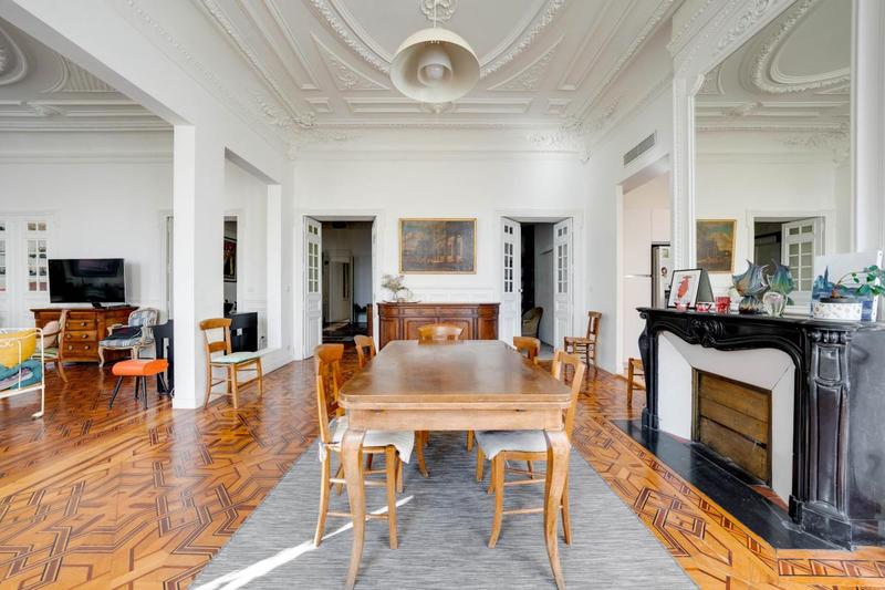 Appartement - 223 m² - 5 pièces