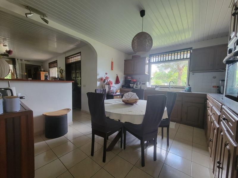 Maison - 180 m² - 4 pièces