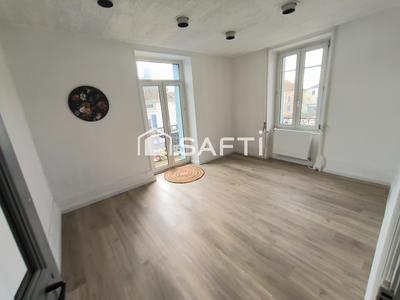 Maison - 230 m² - 10 pièces