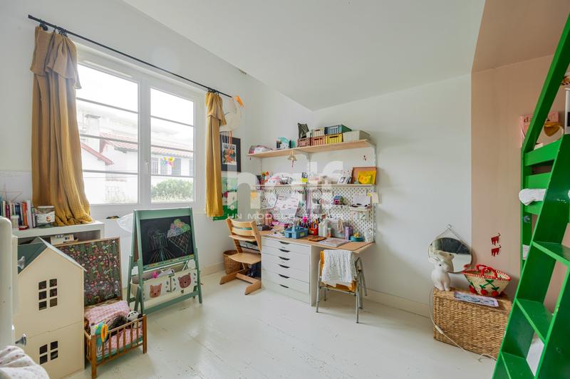 Maison - 92 m² - 4 pièces