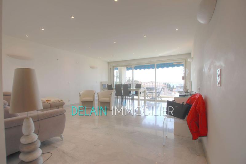 Appartement - 72 m² - 2 pièces