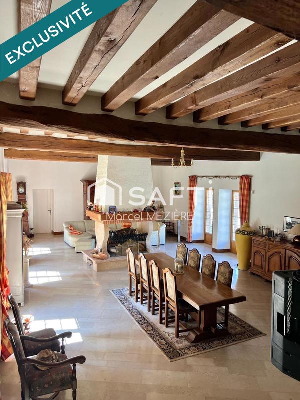 Propriété - 327 m² - 7 pièces