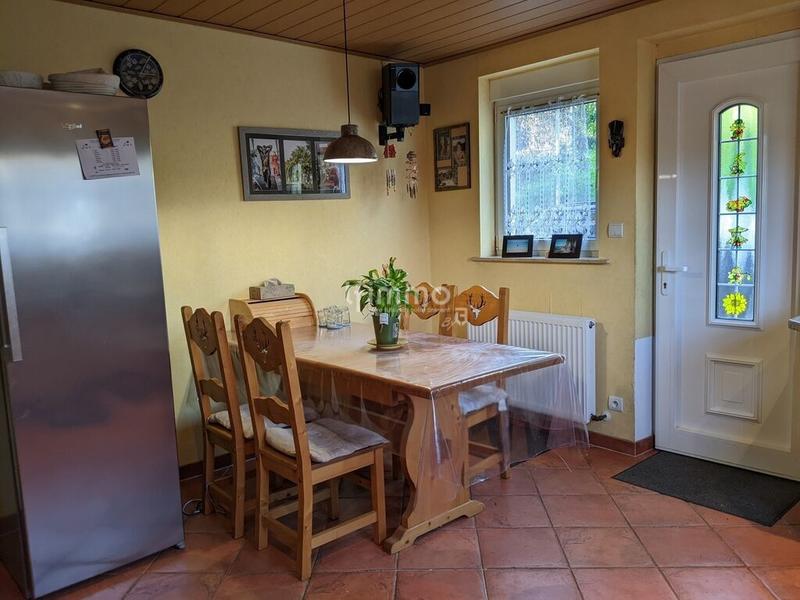 Maison - 180 m² - 8 pièces
