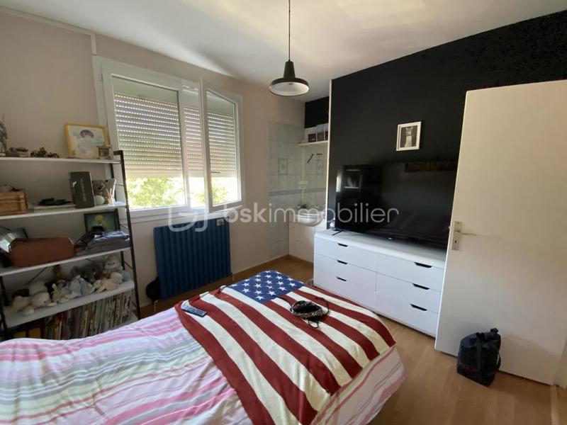 Maison traditionnelle - 140 m² - 5 pièces