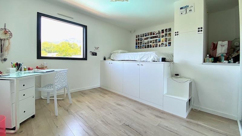 Maison - 144 m² - 5 pièces