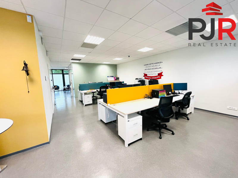 Bureau - 135 m²