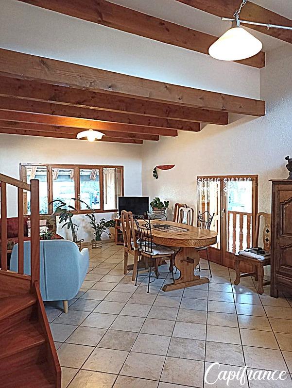 Appartement - 140 m² - 5 pièces