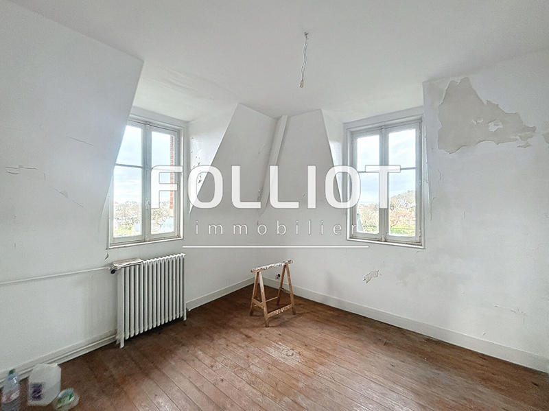 Maison - 382 m² - 15 pièces